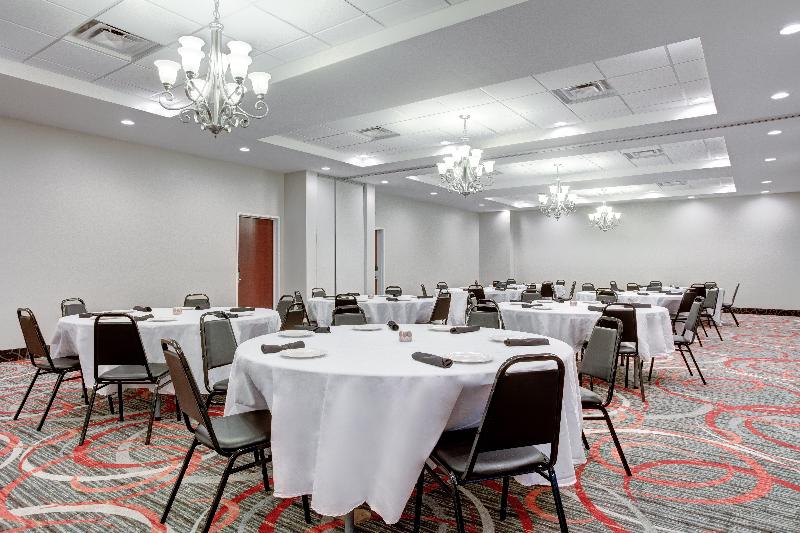 Holiday Inn Hotel and Suites Lafayette North image