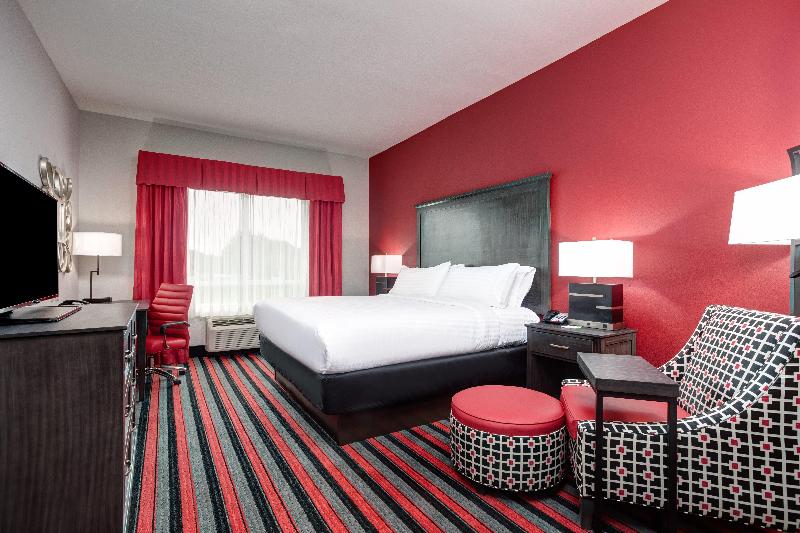 Holiday Inn Hotel and Suites Lafayette North photo 17
