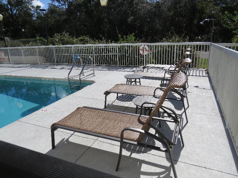 Holiday Inn Express & Suites Spring Hill By IHG image