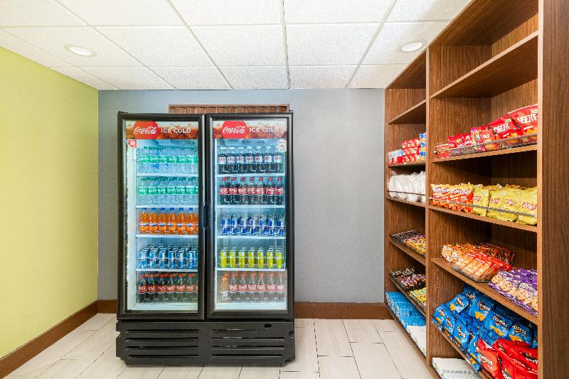 Holiday Inn Express & Suites Spring Hill By IHG image
