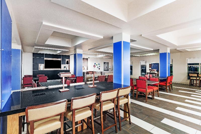 Holiday Inn Express Shreveport South Park Plaza image