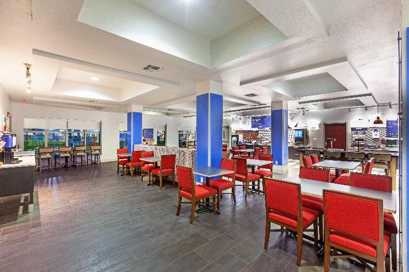 Holiday Inn Express Shreveport South Park Plaza image