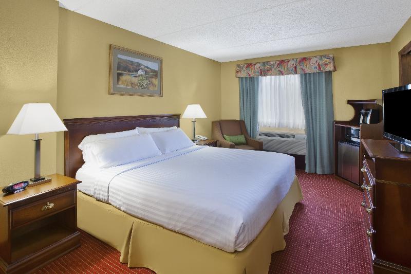 Holiday Inn Express Irwin (Pa Tpk Exit 67) By IHG photo 22