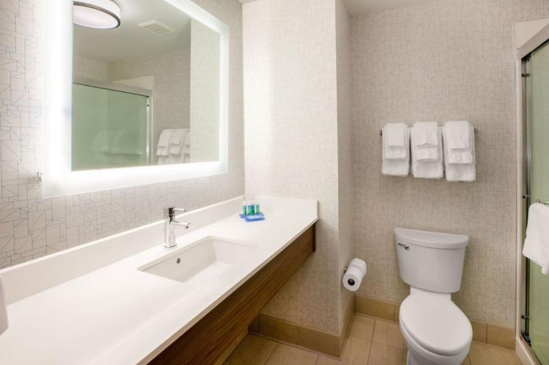 Holiday Inn Express Irwin (Pa Tpk Exit 67) By IHG image