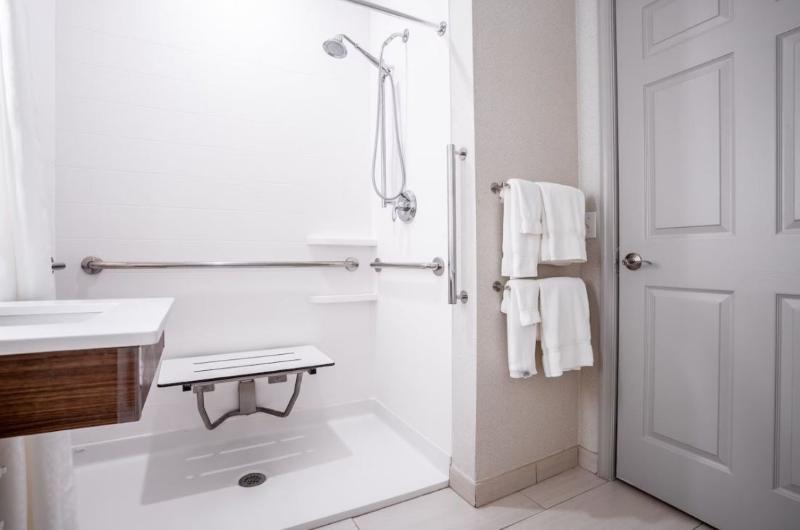 Holiday Inn Express Irwin (Pa Tpk Exit 67) By IHG image