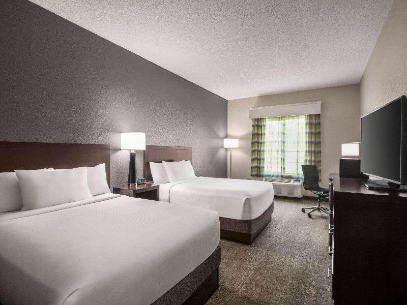 Wingate By Wyndham Savannah I-95 North image