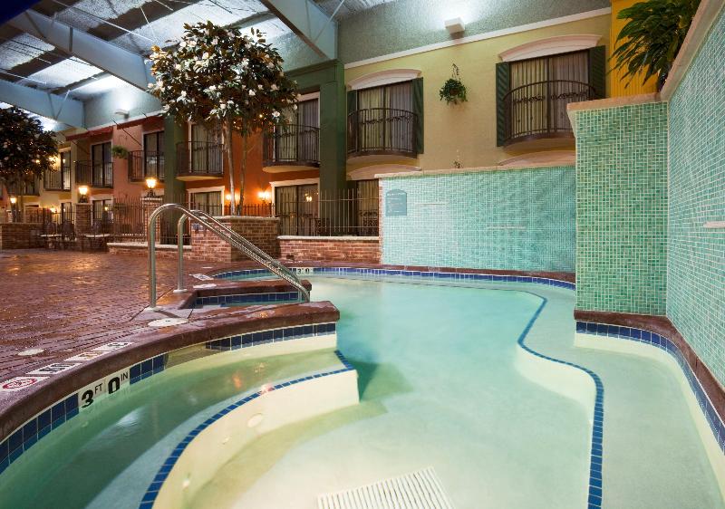 Holiday Inn Hotel and Suites Minneapolis Lakeville image
