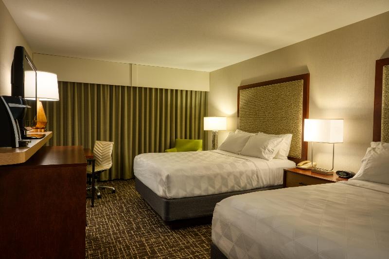 Holiday Inn Hotel and Suites Minneapolis Lakeville image