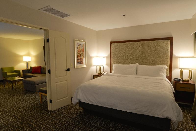 Holiday Inn Hotel and Suites Minneapolis Lakeville image