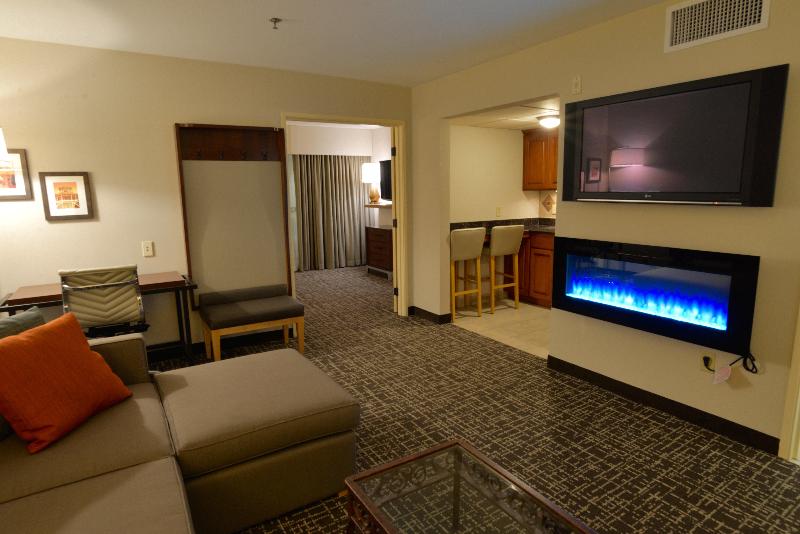 Holiday Inn Hotel and Suites Minneapolis Lakeville image