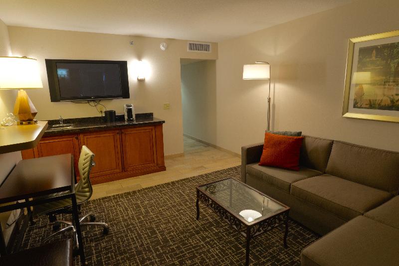 Holiday Inn Hotel and Suites Minneapolis Lakeville image
