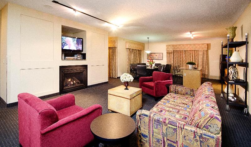 Holiday Inn&Suites St. Paul Ne - Lake Elmo By IHG image