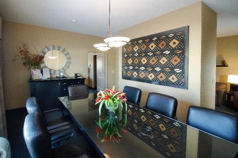 Holiday Inn&Suites St. Paul Ne - Lake Elmo By IHG image