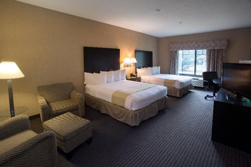 Holiday Inn&Suites St. Paul Ne - Lake Elmo By IHG image