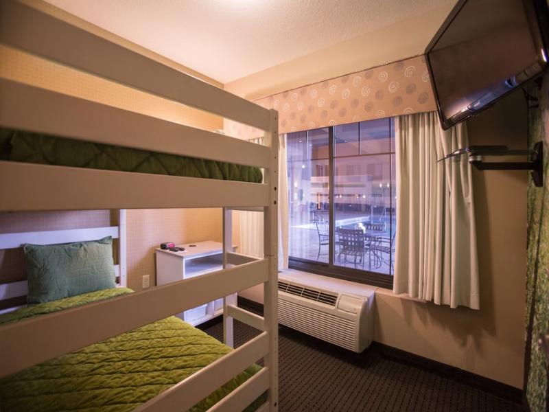 Holiday Inn&Suites St. Paul Ne - Lake Elmo By IHG image