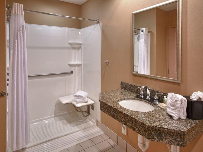 Holiday Inn&Suites St. Paul Ne - Lake Elmo By IHG image