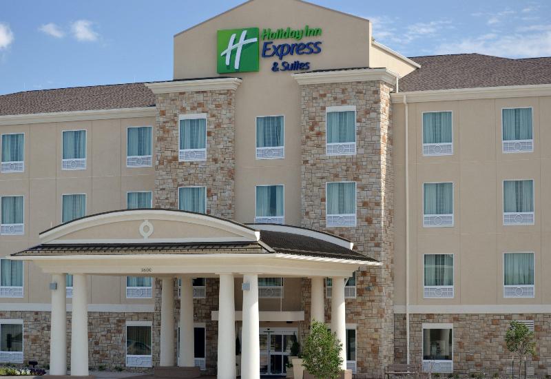 Holiday Inn Express and Suites St. Joseph image