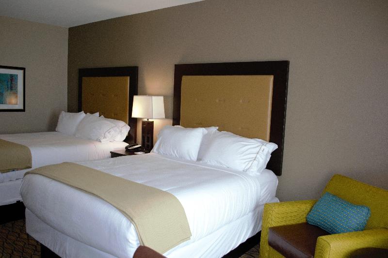 Holiday Inn Express and Suites St. Joseph image