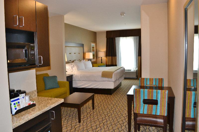 Holiday Inn Express and Suites St. Joseph image