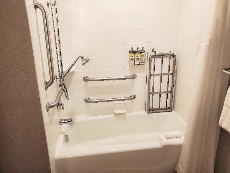 Holiday Inn Express and Suites Cheney photo 24