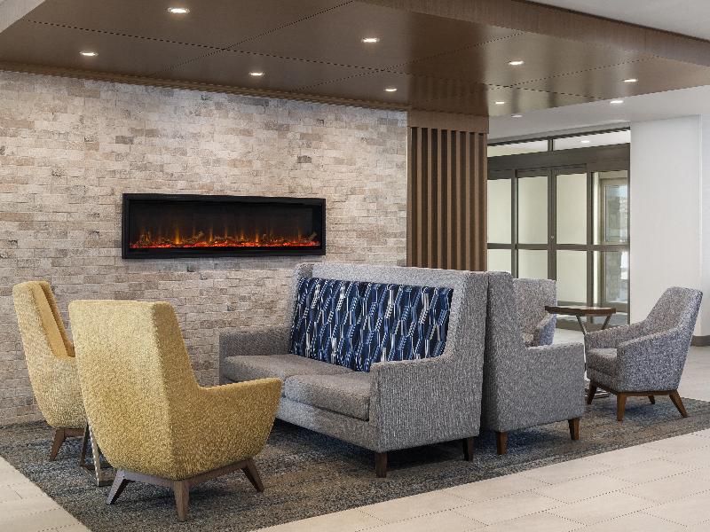 Holiday Inn Express and Suites Huntsville Muskoka image
