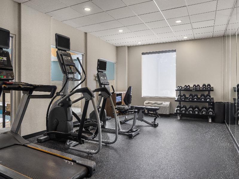 Holiday Inn Express and Suites Huntsville Muskoka image