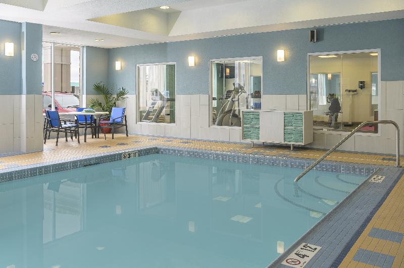 Holiday Inn Express and Suites North Bay