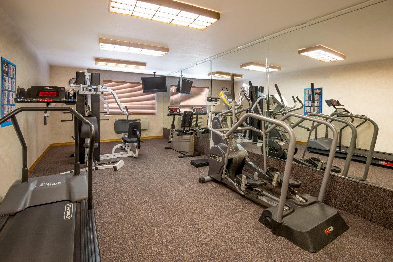 Holiday Inn Express and Suites Raton image