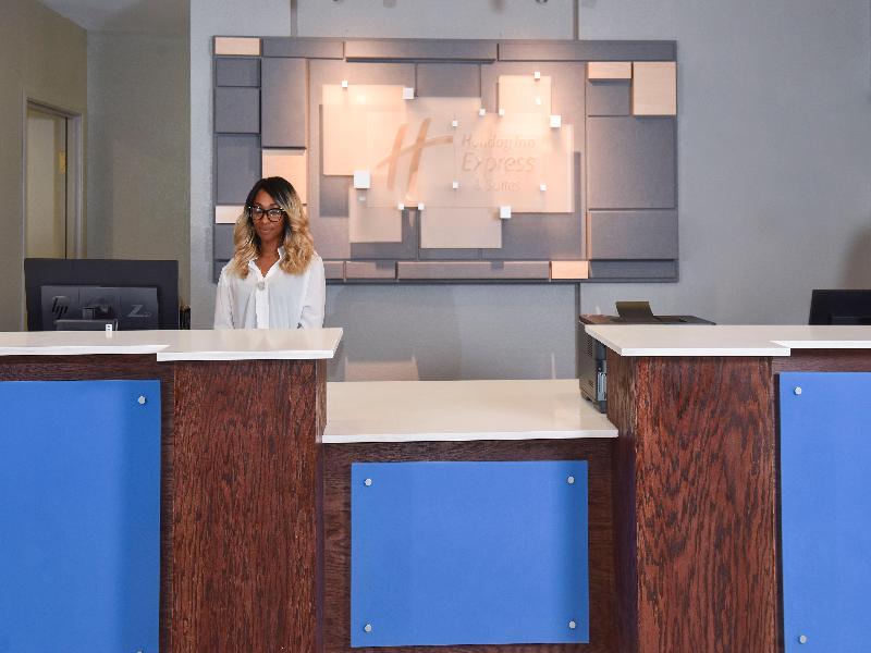 Holiday Inn Express and Suites Selma image