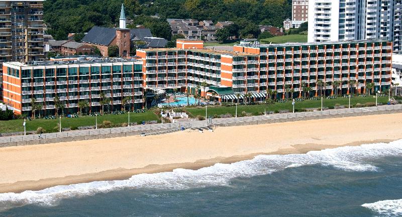 Holiday Inn&Suites Virginia Beach North Beach IHG