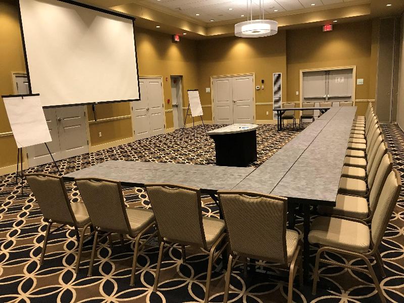 Holiday Inn & Suites East Peoria image