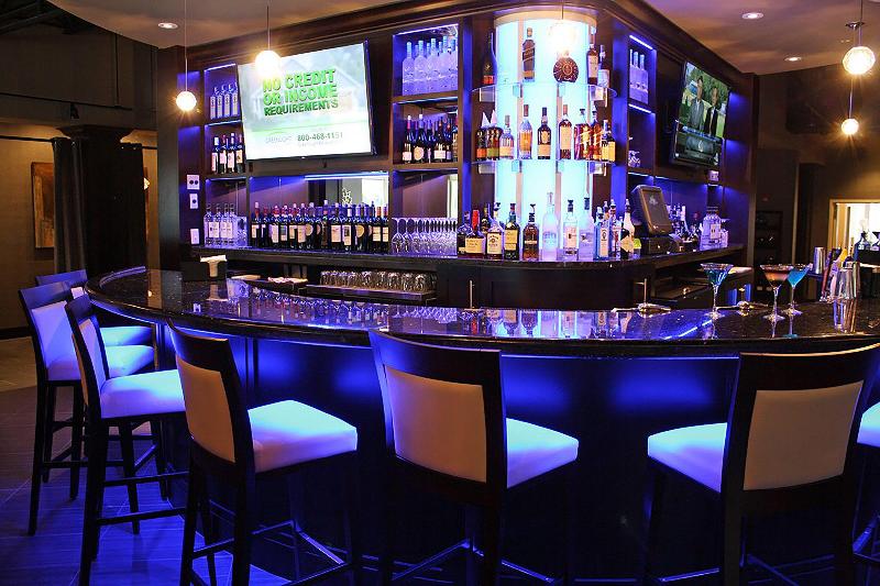 Holiday Inn & Suites East Peoria image