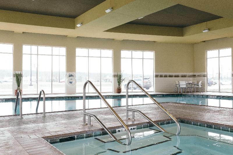 Holiday Inn & Suites East Peoria image