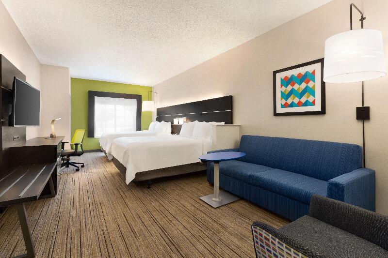 Holiday Inn Express & Suites Shawnee I-40 By IHG photo 9
