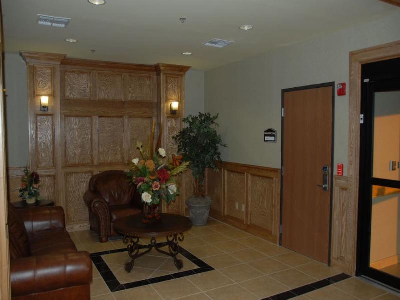 Holiday Inn Express & Suites Zapata By IHG image