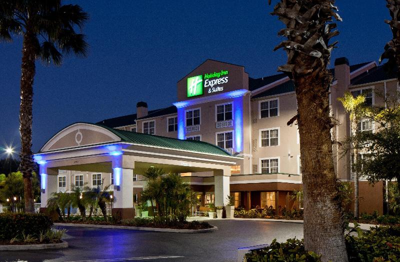 Holiday Inn Express and Suites Sarasota East I 75