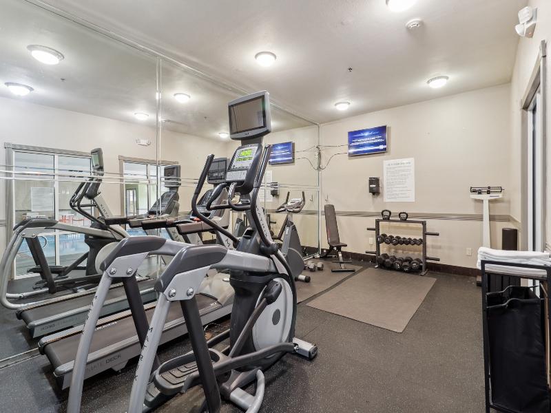 Holiday Inn Hotel and Suites Slidell New Orleans A image