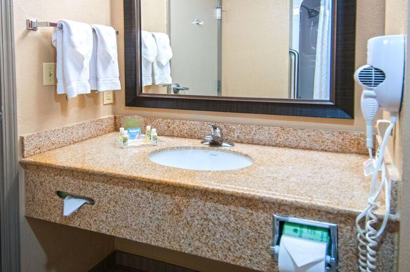 Holiday Inn Hotel and Suites Slidell New Orleans A photo 21