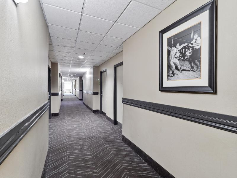 Holiday Inn Hotel and Suites Slidell New Orleans A image