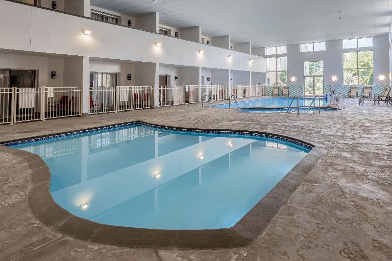 Holiday Inn & Suites Wausau-Rothschild By IHG image