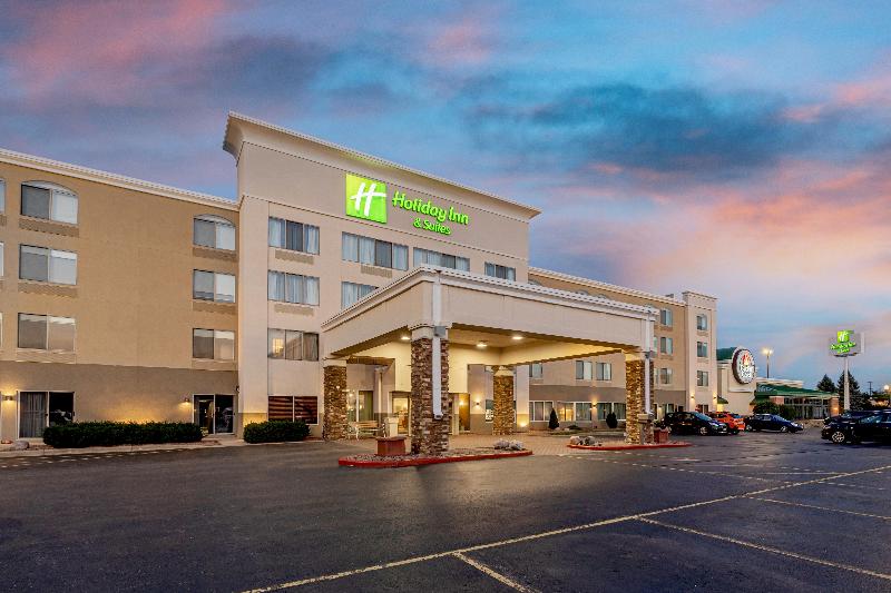 Holiday Inn & Suites Wausau-Rothschild By IHG image