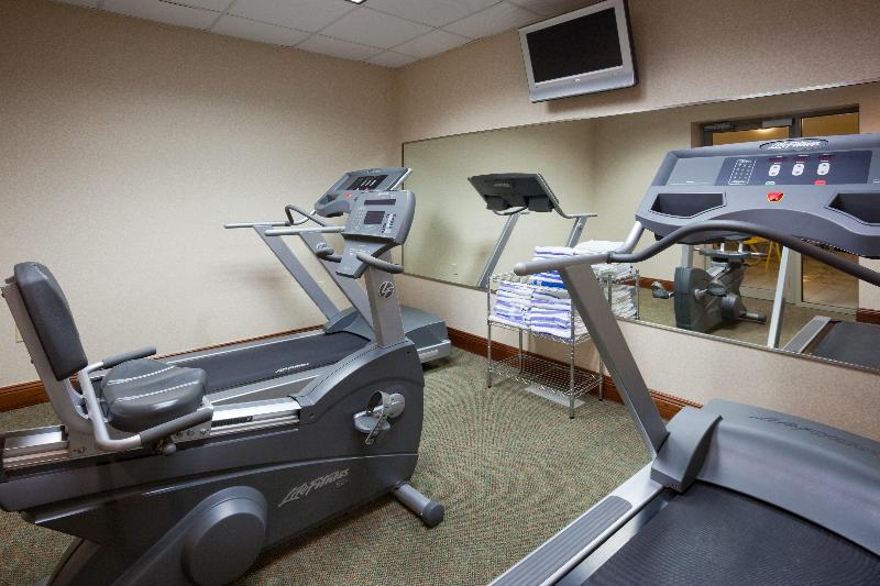 Holiday Inn & Suites Wausau-Rothschild By IHG image