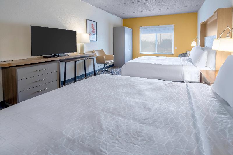 Holiday Inn & Suites Wausau-Rothschild By IHG photo 9