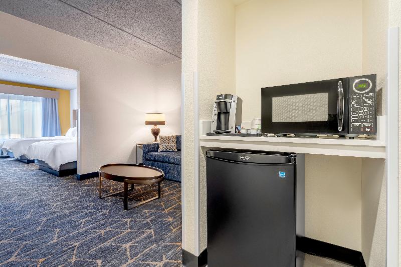 Holiday Inn & Suites Wausau-Rothschild By IHG image