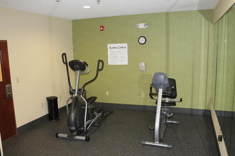 Holiday Inn Express & Suites Starkville By IHG image