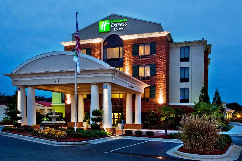 Holiday Inn Express and Suites Mcdonough