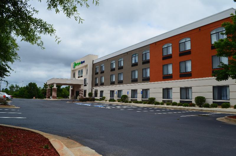 Holiday Inn Express Madison image