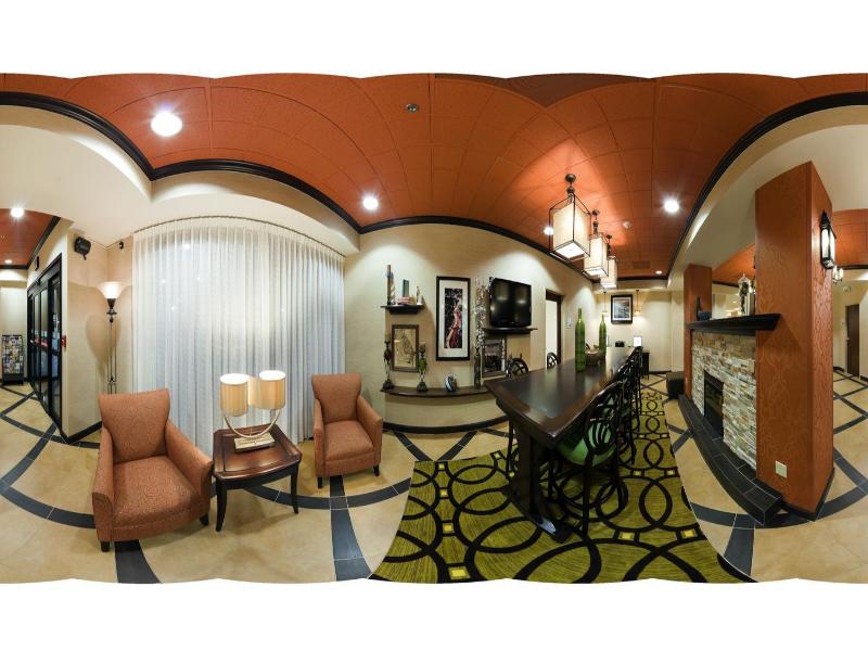 Holiday Inn Express Peachtree Corners Norcross image