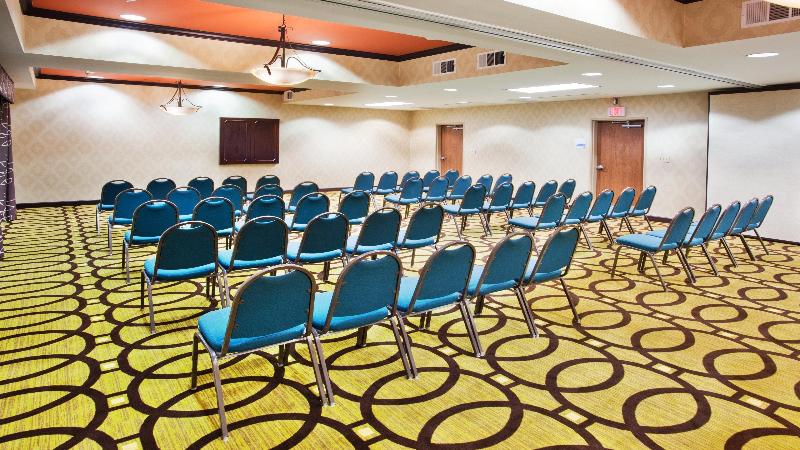 Holiday Inn Express Peachtree Corners Norcross image