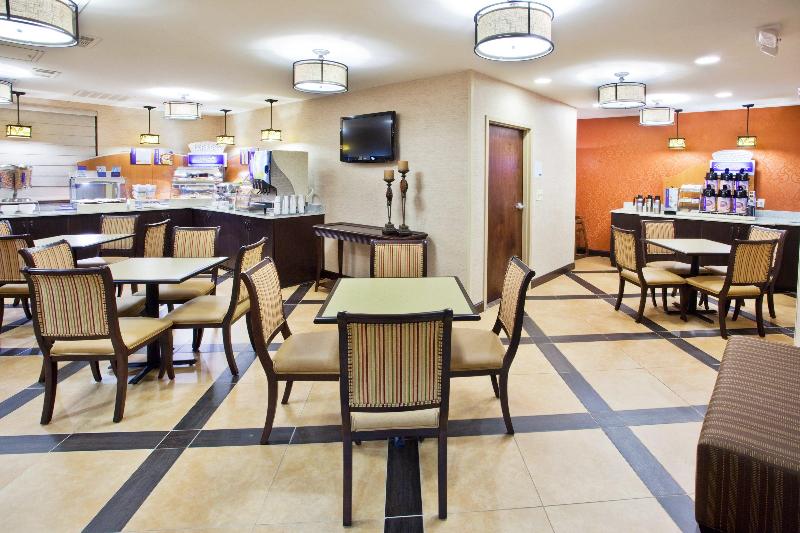 Holiday Inn Express Peachtree Corners Norcross image